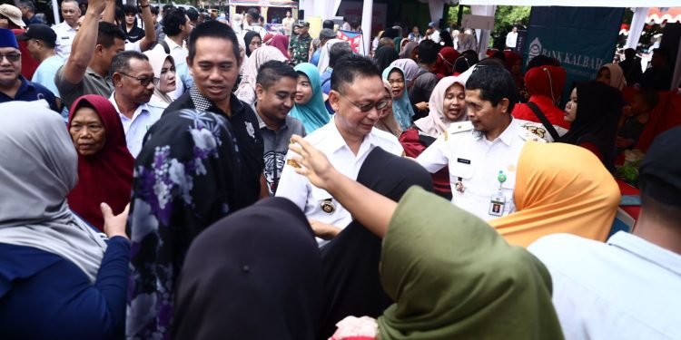 Pemkot Pontianak Gelar Operasi Pasar, Warga Bisa Dapat Sembako Premium Rp85 Ribu