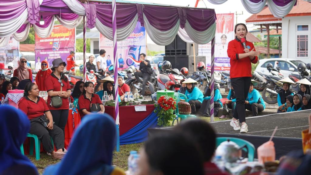 Festival Toman Bakar Semarakkan Peringatan Hari Kesatuan Gerak PKK Kapuas Hulu
