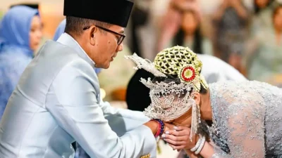 Resmi Nikahkan Putrinya di New York, Sandiaga Uno Ucapkan Janji Perkawinan yang Mengharukan
