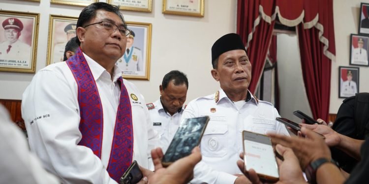 Indonesia-Malaysia Bahas Rencana Transportasi Lintas Batas Putussibau–Kuching