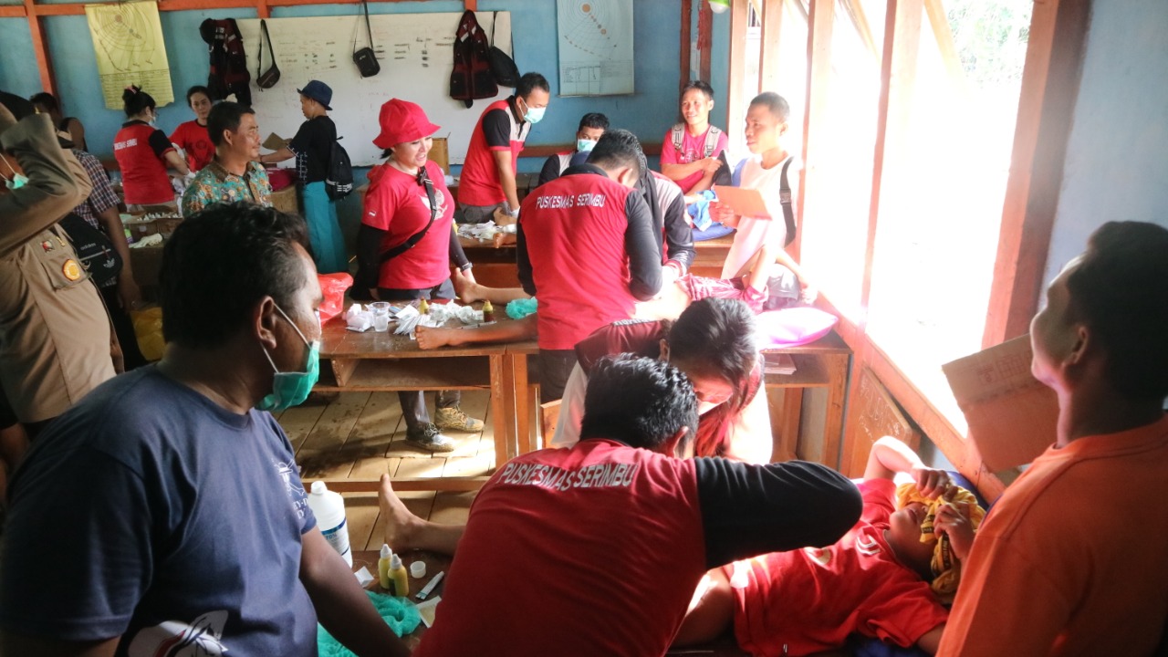 PDIP Bareng KMN Gelar Baksos di Kecamatan Air Besar Kabupaten Landak