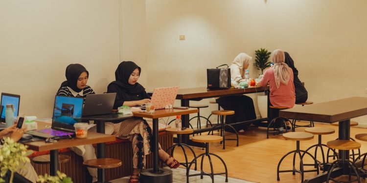 Pontianak Catat 1.035 Warung Kopi dan Coffee Shop, Pontianak Selatan Paling Banyak