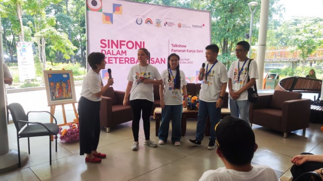 Peringati Hari Disabilitas Internasional, Ratusan Karya Seni Anak-anak Berkebutuhan Khusus Warnai Tebet Eco Park