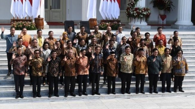 Analis Mencium Wacana Reshuffle Beraroma Evaluasi Atau Power Sharing