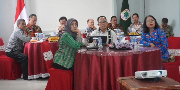 Kapuas Hulu Dorong Penguatan Ekonomi Perbatasan Lewat Forum Sosek Malindo