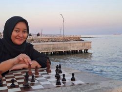 Buat Sejarah, Medina Warda Aulia Melaju ke Babak 4 Besar Piala Dunia Catur FIDE Putri