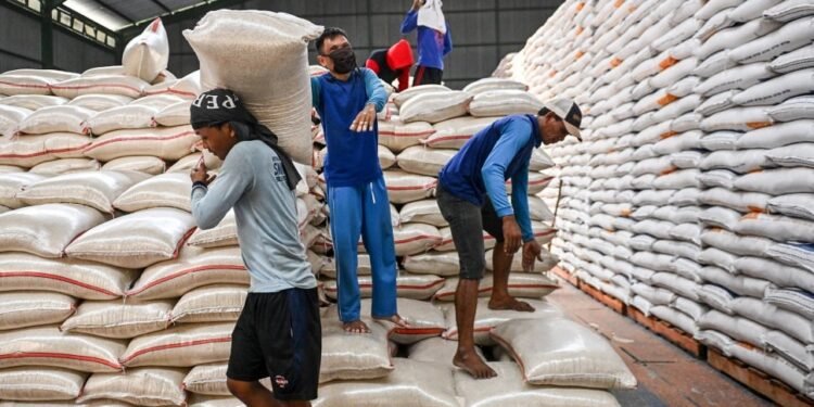 Bantuan Beras Tahap II Disalurkan Sekaligus 30 Kg, Sasar 33,24 Juta Keluarga