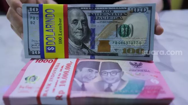 Rupiah Terkulai di Level Rp15.003 Lawan Dolar AS