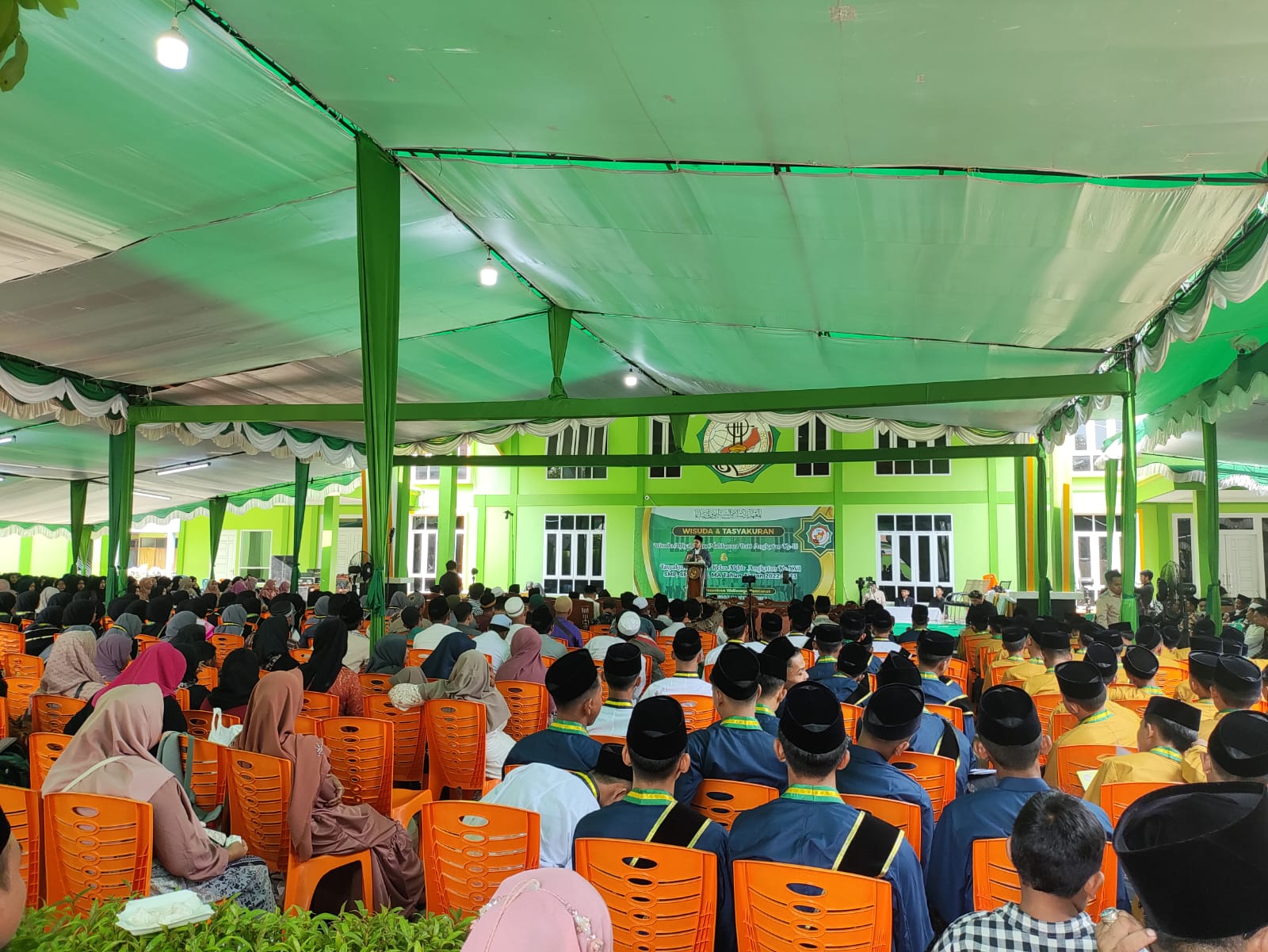 Wisuda Santri, Bahasan Minta Ponpes Walisongo Mampu Beradaptasi