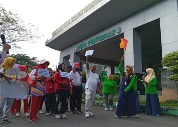 RSUD SSMA Pontianak Gelar Jalan Sehat Peringati Hari Diabetes Sedunia 2025