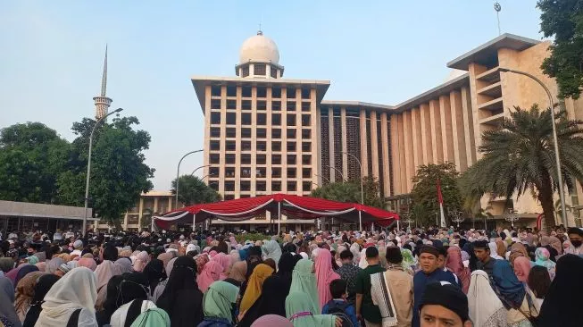 100 Ribu Lebih Umat Islam Salat Idul Adha di Masjid Istiqlal