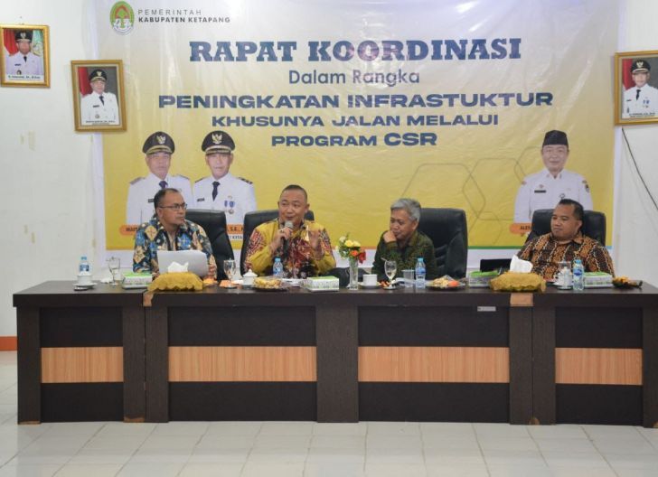 Responsif, Pemkab Ketapang Ajak Swasta Peduli Benahi Jalan Rusak