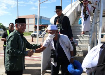 Jemaah Haji Kalbar Kloter 21 Tiba, Harapan Mabrur Mengiringi Kepulangan