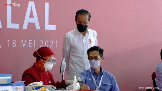 Tinjau Vakinasi Gotong Royong di Jababeka, Jokowi Girang