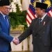 Prabowo Batalkan Kunjungan ke IPDN, Fokus pada Diplomasi Regional dan Koordinasi Pemerintahan