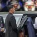 Prancis Memanas: Mélenchon Ajukan Mosi Pemakzulan Macron, Pemerintahan Bayrou di Ujung Tanduk