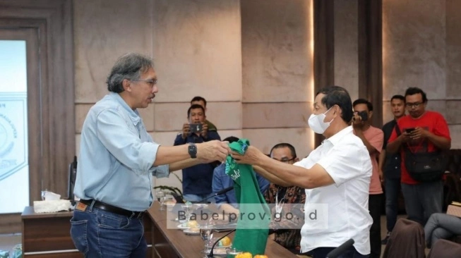 Cukong Timah ini Punya Jejak Hitam: 2022 Dipercaya Penguasa, 2016 Ditangkap Polisi!