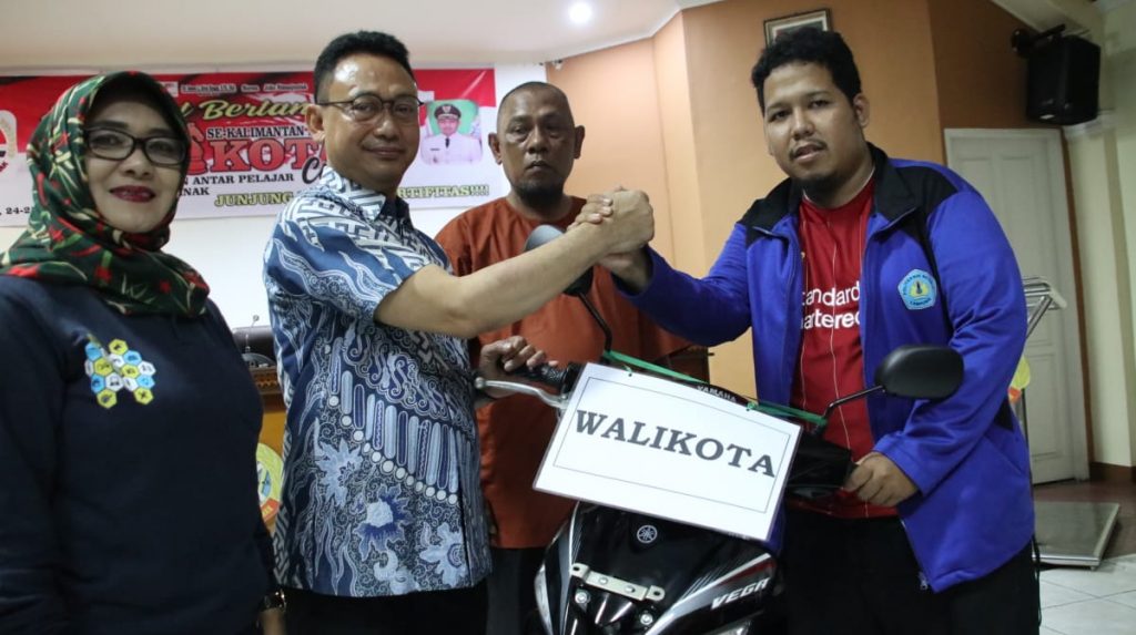 Arief Rahman Juara Turnamen Catur Wali Kota Cup