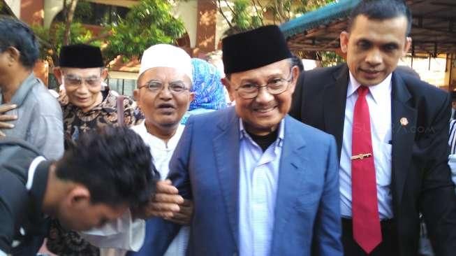 BJ Habibie Dikabarkan Meninggal, Kondisi RSPAD Sepi