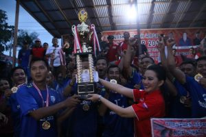 Karolin Tutup Turnamen Sepakbola Bupati Cup 2019
