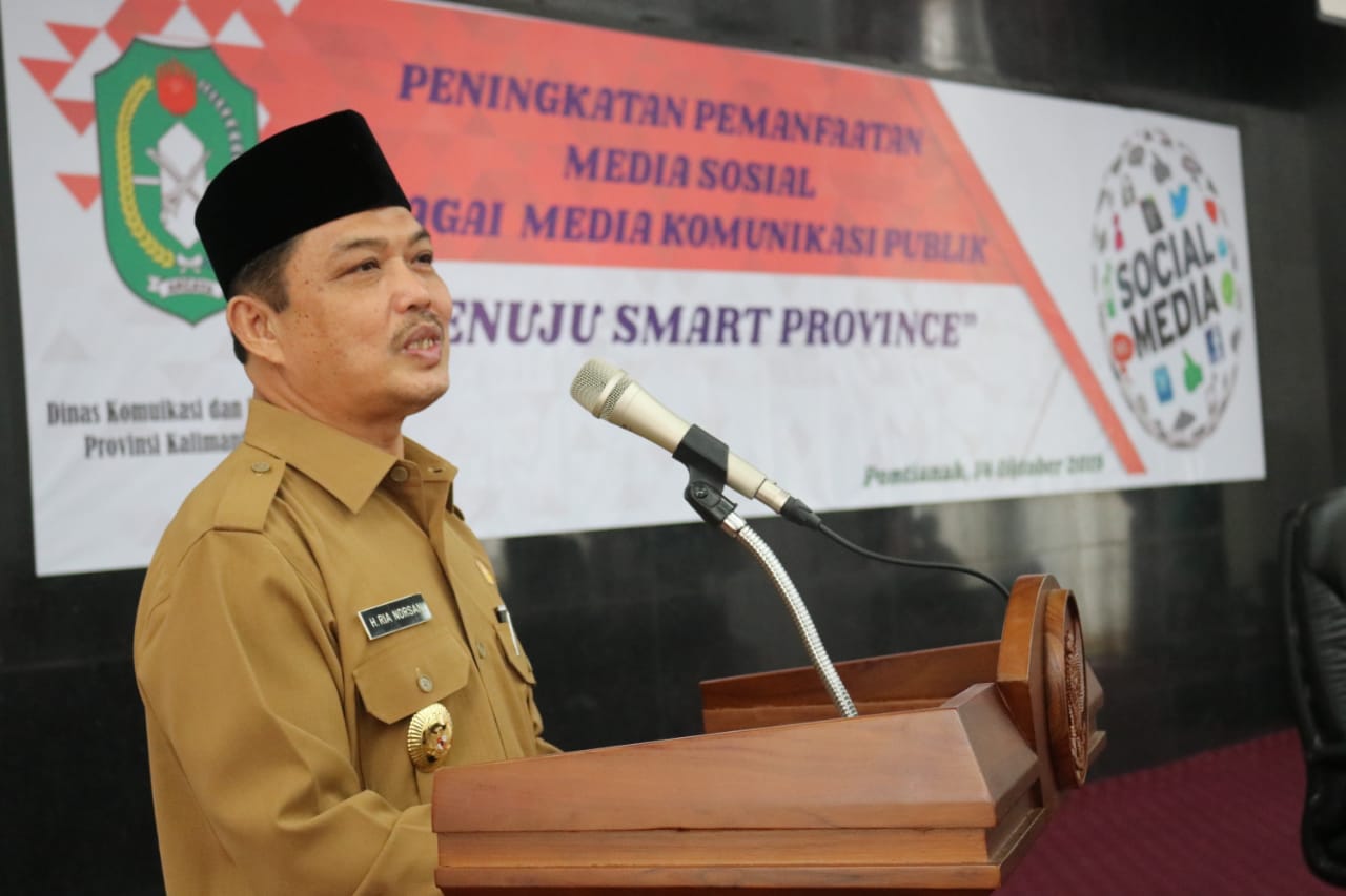 Ria Norsan Imbau Gunakan Medsos sebagai Media Komunikasi Publik