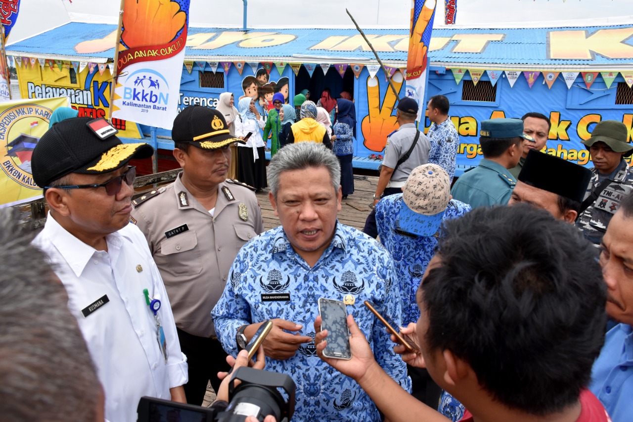Pemkab Kubu Raya Apresiasi Layanan KB Bergerak Pada DAS Kapuas