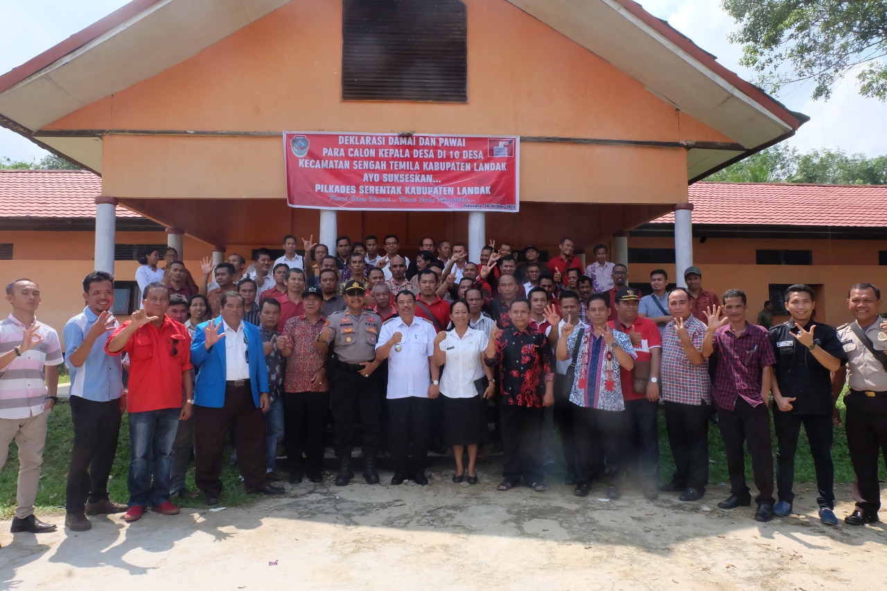 Calon Kades Deklarasi Damai Jelang Pilkades Serentak di Sengah Temila