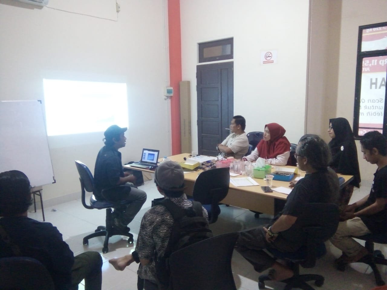 Kelas SILVON ke-4, Sesi Berbagi Cerita dan Pengalaman Dalam Menulis