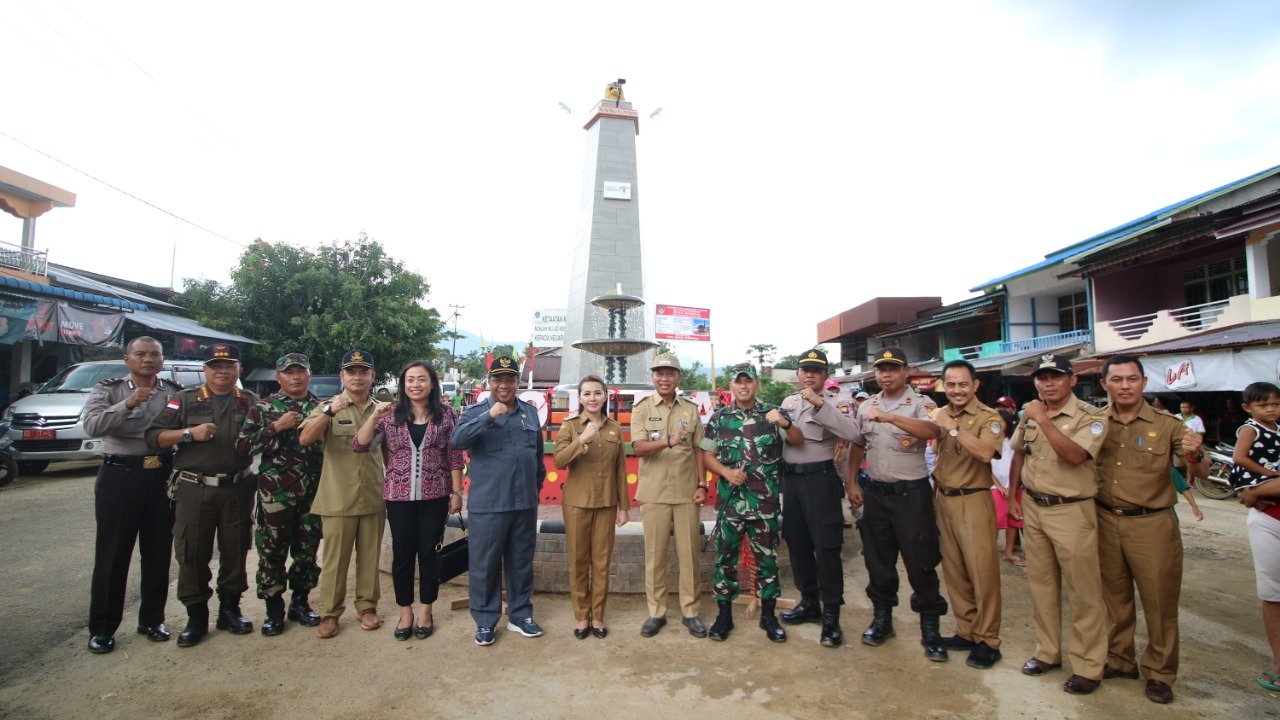 Pemkab Landak Resmikan Tugu Latsitardanus