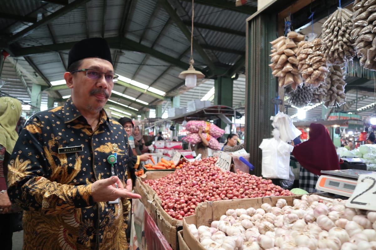 TPID Sidak Pasar dan Gudang Jelang Natal dan Tahun Baru