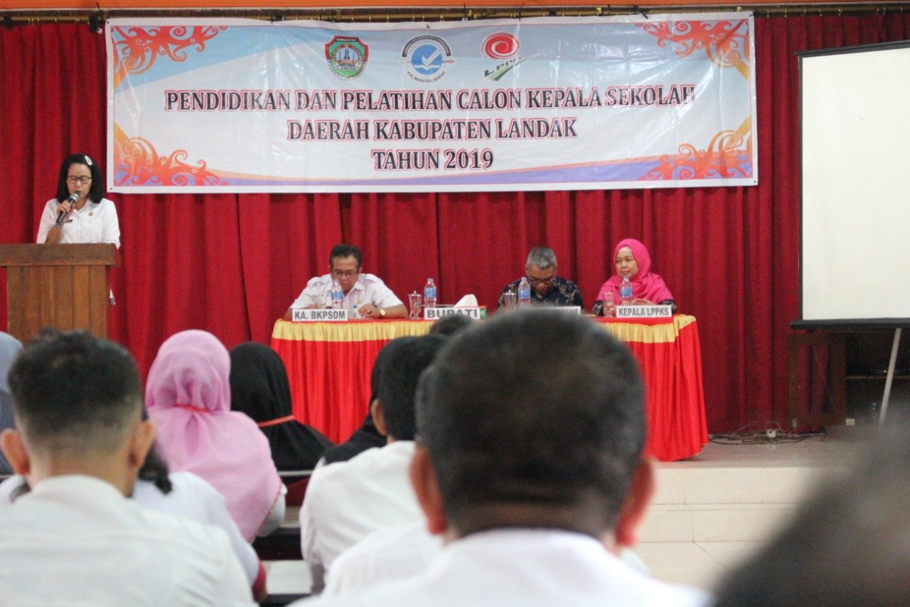Pemkab Landak Tingkatkan Kompetensi Kepsek Melalui Diklat Calon Kepsek