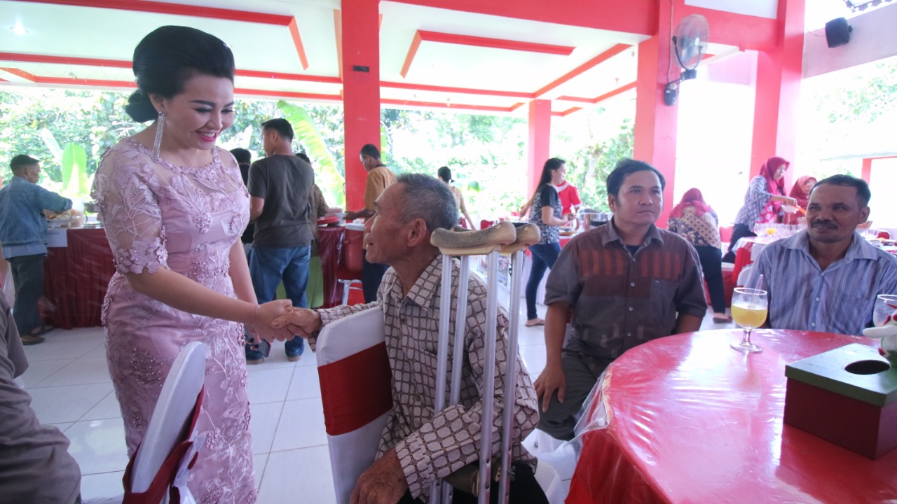 Silaturahmi dan Suka Cita Perayaan Natal di Landak