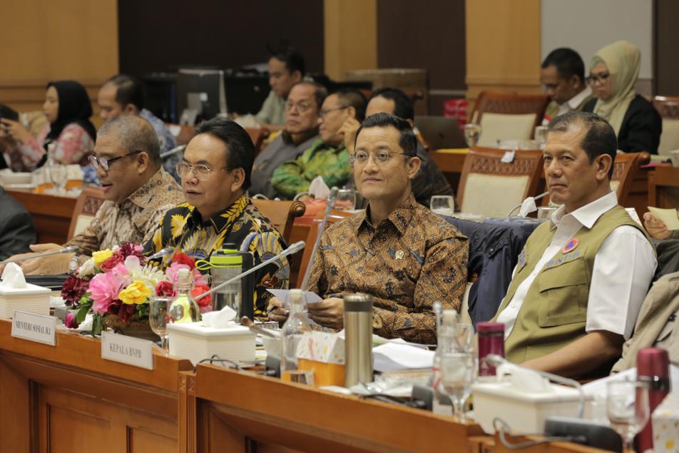 Tim LDP Kemensos Jangkau 44.434 Jiwa Korban Banjir DKI Jakarta, Jabar dan Banten