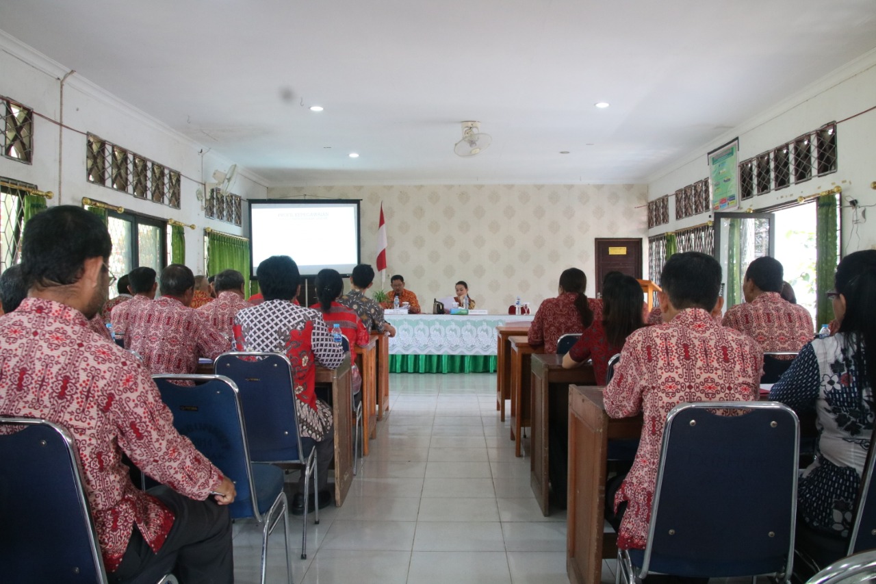 Mendorong Tata Kelola Perkebunan Landak Lebih Baik Untuk Kesejahteraan Masyarakat