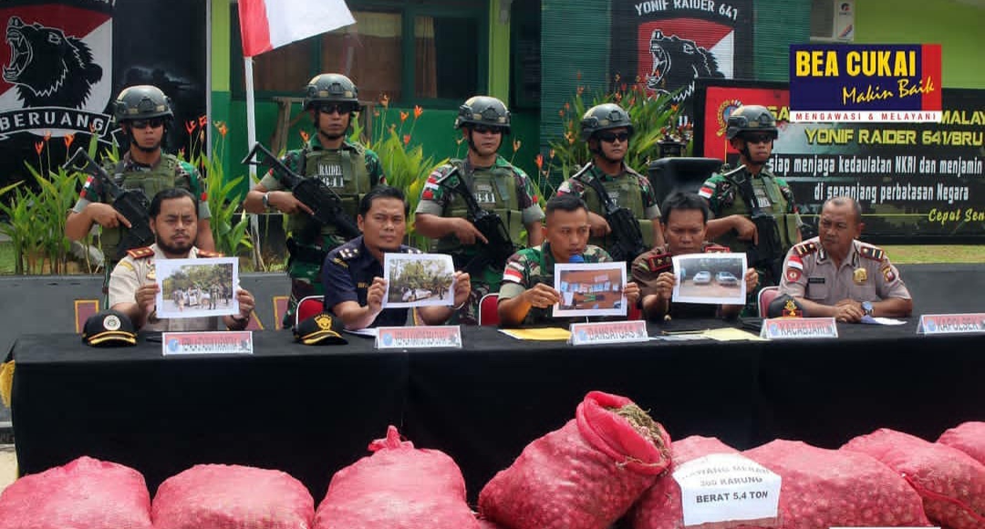 Petugas Gagalkan Penyeludupan 5.4 Ton Bawang Merah di Perbatasan