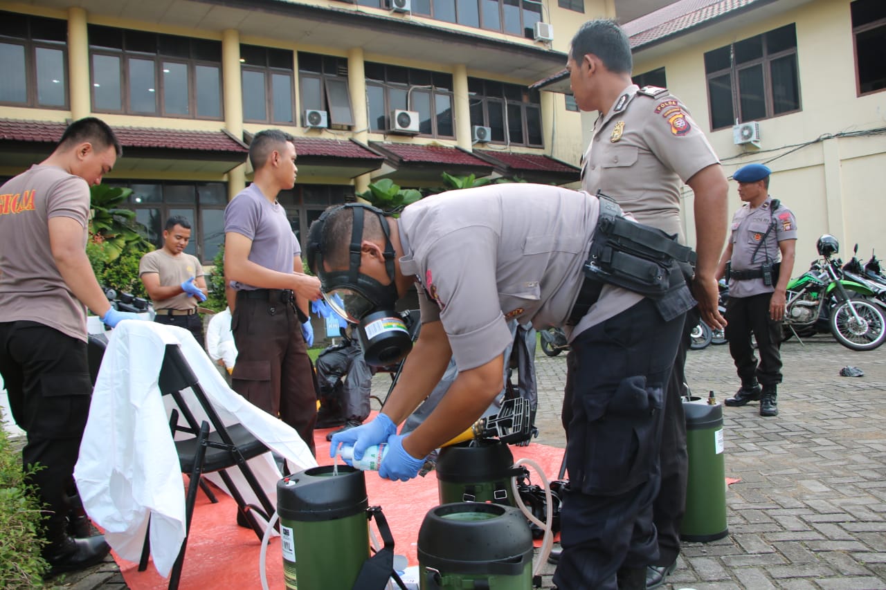 Pencegahan Wabah Virus Corona, Polda Kalbar Bersih-Bersih