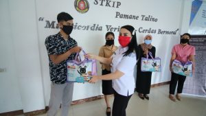 Karolin Apresiasi Pemberian Program Indonesia Peduli dan Bersatu