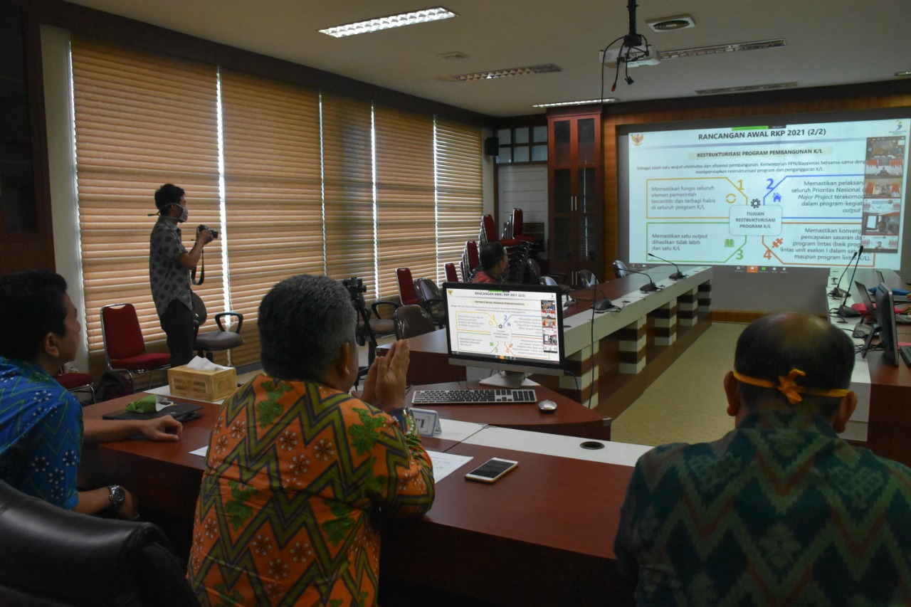 Musrembang Nasional Secara Vicom, Jokowi: Penanganan Pandemi Virus Corona Prioritas