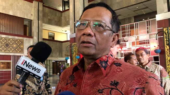 Pasang Badan, Mahfud MD: Pemerintah Tak Terlambat Tangani Corona, Cuma…