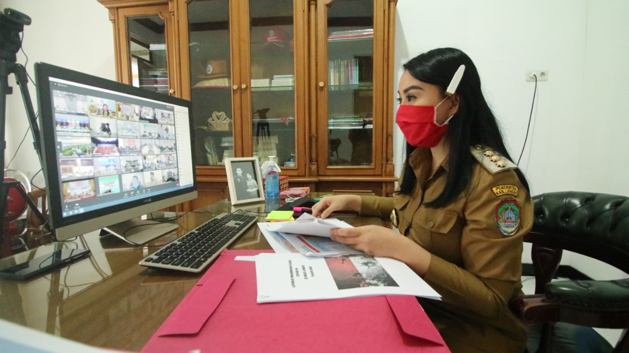 Bupati Landak Keluhkan Lamanya Hasil Swab Test COVID-19