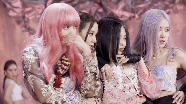 Pakai Hanbok Modern, BLACKPINK Dipuji Warganet Korea Selatan