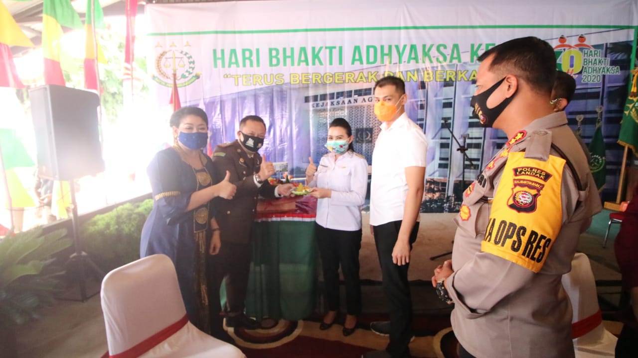 Hari Bhakti Adyaksa Ke-60, Bupati Landak : Kejaksaan Harus Lebih Dekat Dengan Masyarakat