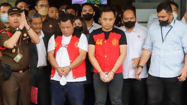 Dihadapkan ke Depan Publik, Kuat Ma’ruf Tak Kuat Hadapi Badai Cacian