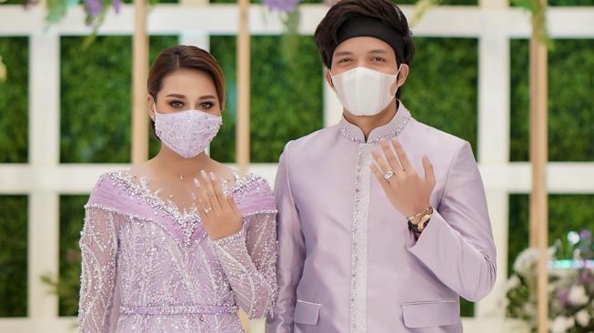 Batal di GBK, Atta Halilintar – Aurel Hermansyah Nikah di Hotel Bintang 5