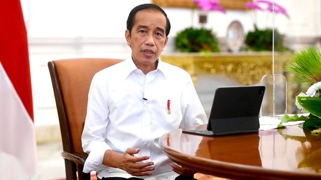 Kasus Omicron Terus Bertambah, Jokowi Minta Semua Pihak Tahan Diri Tak ke Luar Negeri