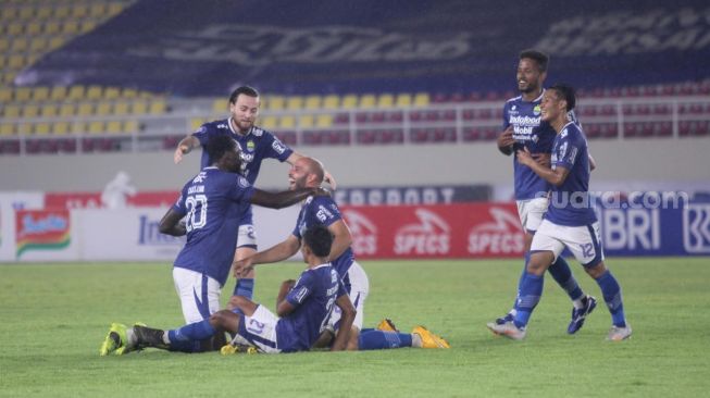 Persib Permalukan PSS Sleman di Stadion Manahan