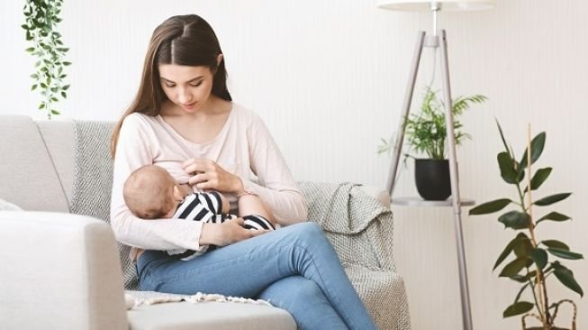 Stres Produksi ASI Sedikit? Coba Deh Terapi Hypno Breastfeeding