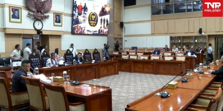 23 Calon Hakim Agung dan Ad Hoc MA Jalani Fit and Proper Test di DPR