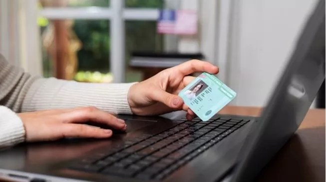 Dalam Kurun Waktu 7 Tahun OJK Blokir 8.271 Pinjol Ilegal