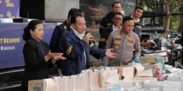 Waspada Meterai Palsu Beredar di Marketplace, Begini Cara Mudah Membedakannya